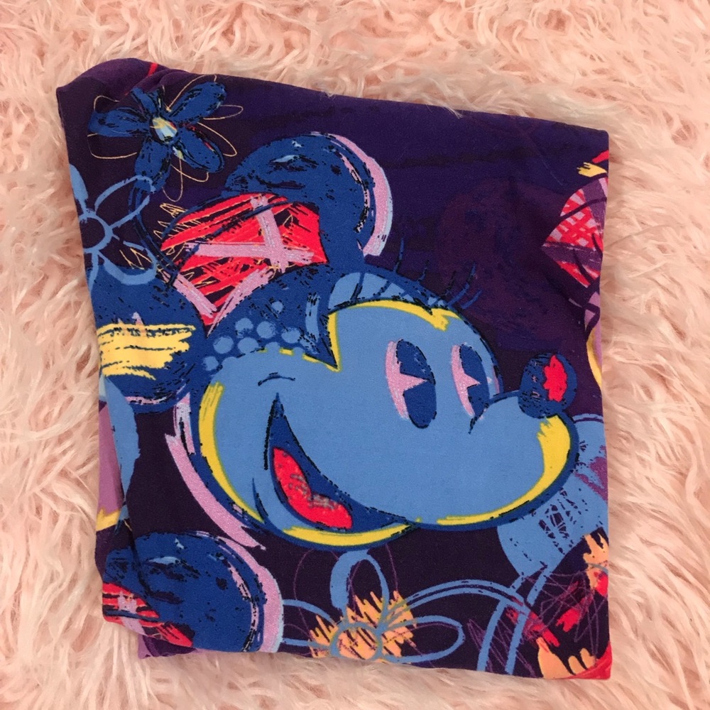 LuLaRoe NWOT Disney OS (0-10) Leggings